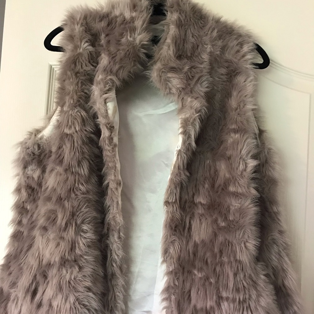 Faux fur vest